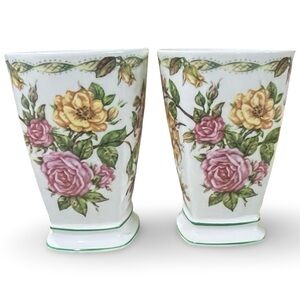 Pair of Sutherland Fine Bone China Mugs in a”Fruitful” Pattern
